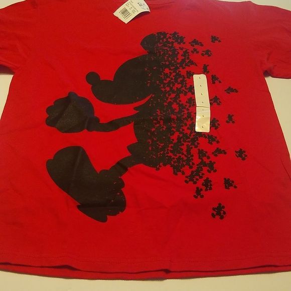 Disney Juniors Large Red/Black Mickey Mouse TShirt. New with Tags. - Picture 1 of 2